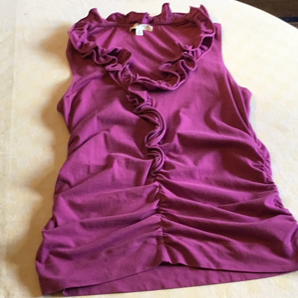 Shirt with ruffles